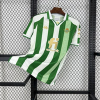 Camisa Retrô Dourada da Copa do Rei do Real Betis 2011/12
