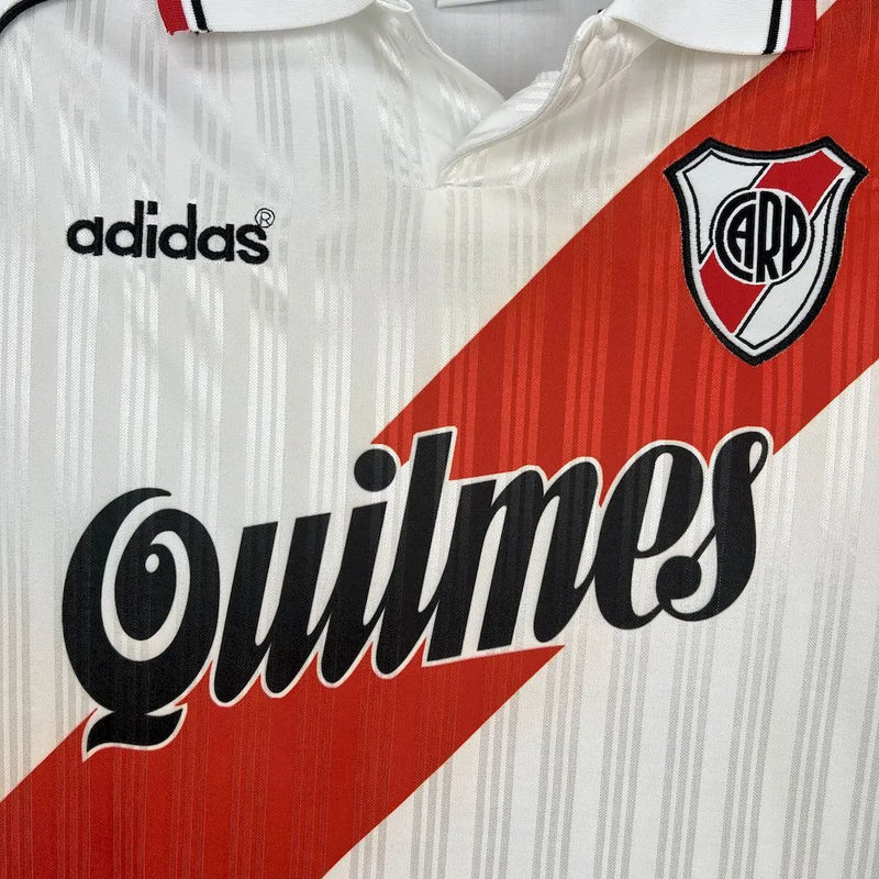 Camisa Retrô do River Plate 1995/96