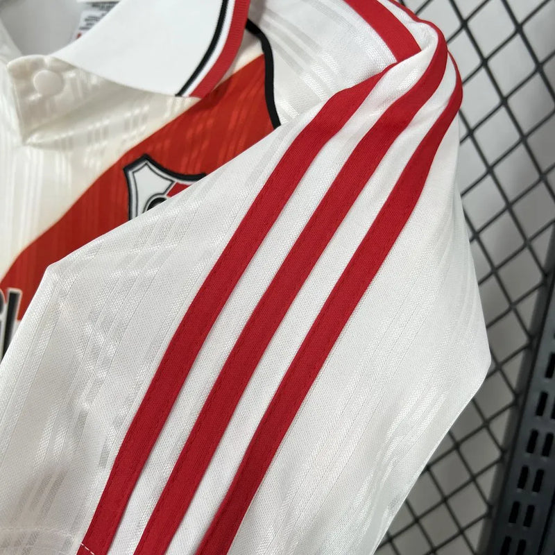 Camisa Retrô do River Plate 1995/96