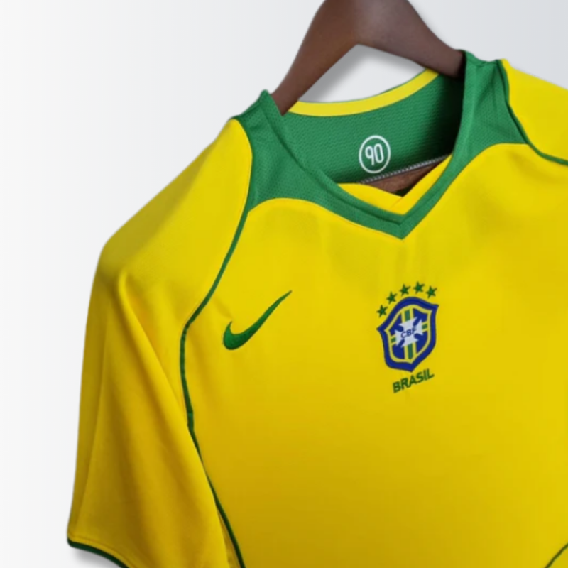 Camisa Retrô Legend - Brasil 2004 - Ronaldinho 10