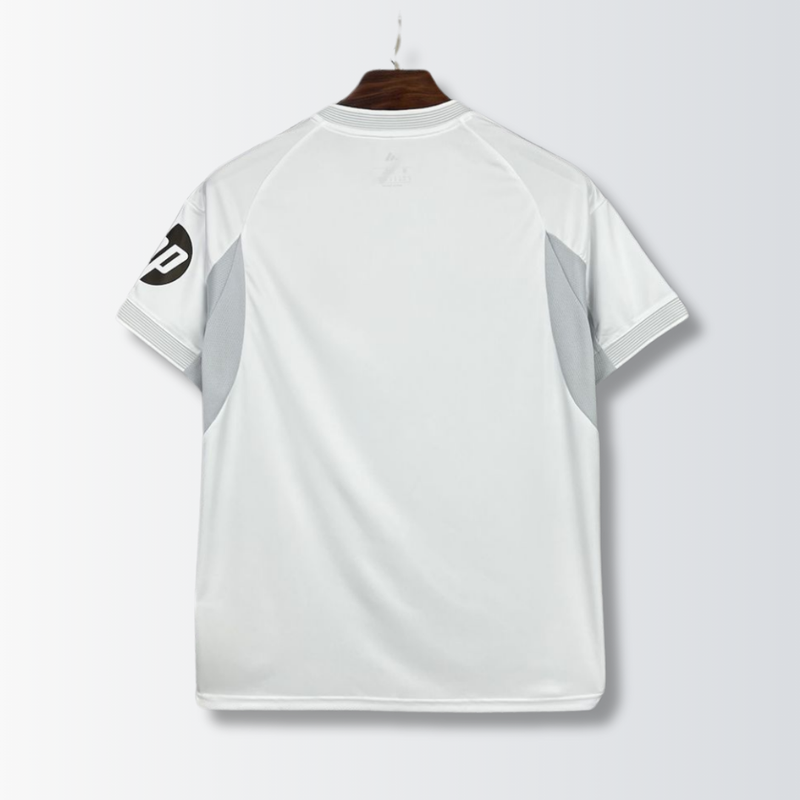 Camisa l Real Madrid 25/26 Torcedor