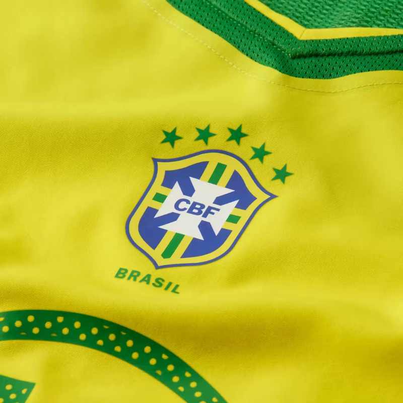 Camisa Retrô Legend - Brasil 2004 - Ronaldinho 10