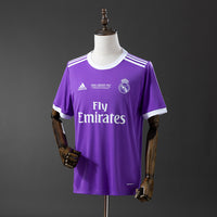 Camisa Retrô Real Madrid 2016/17 Ronaldo