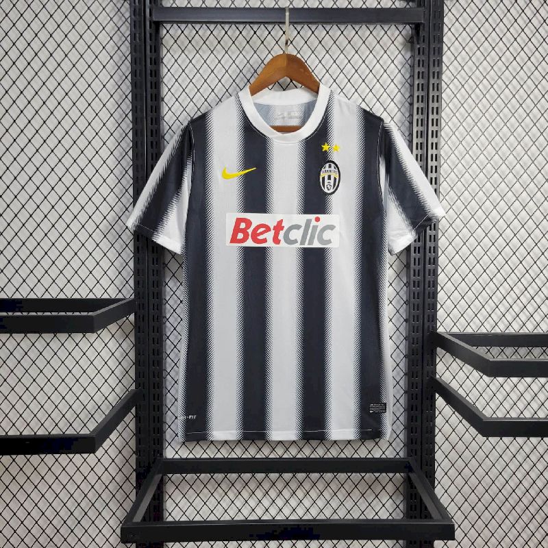 Camisa Retrô Legend - Juventus 2011/12 - Pirlo 21