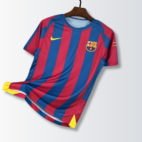 Camisa Retrô Legend - Barcelona 06/07 - Ronaldinho 10