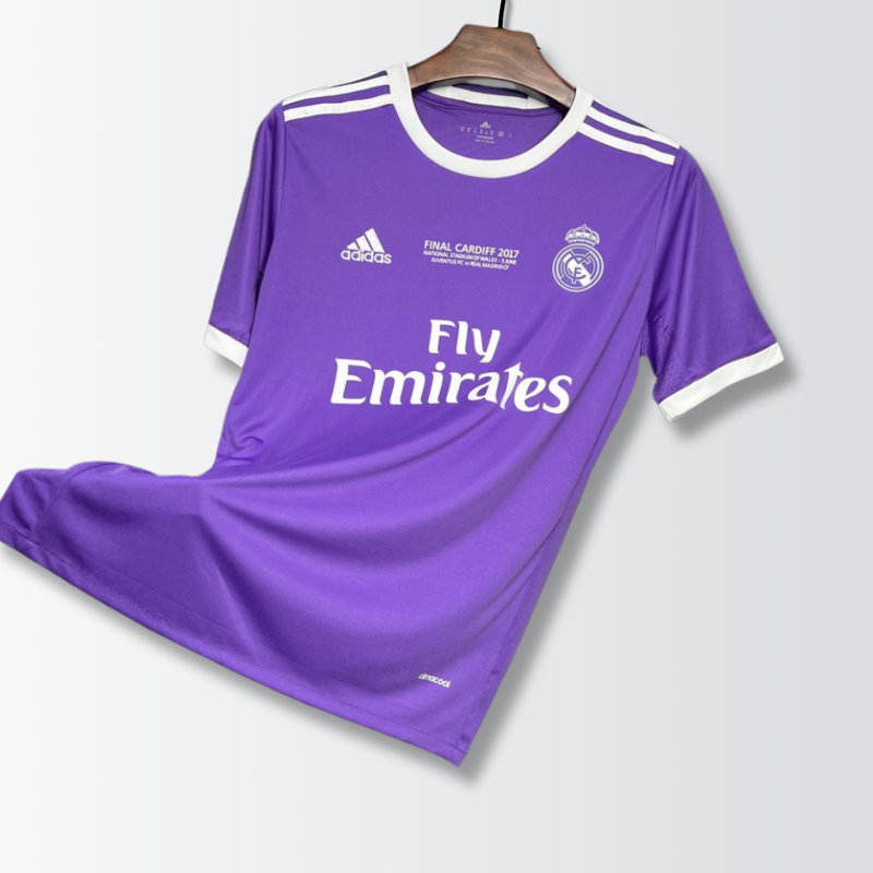 Camisa Retrô Real Madrid 16/17
