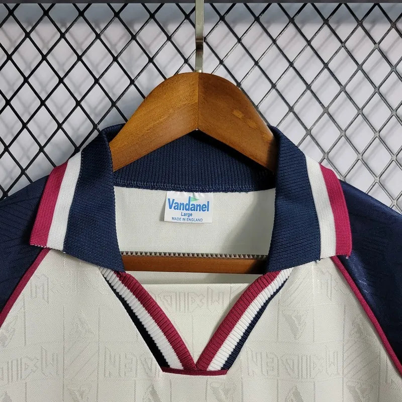Camisa II Retrô do West Ham United de 1999
