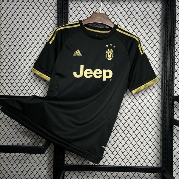 Camisa III Retrô Juventus 2015/16