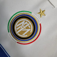 Camisa II Retrô da Inter de Milão 2009/10