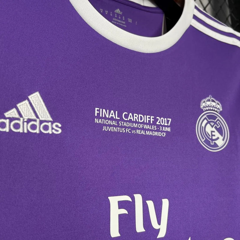 Camisa Retrô Real Madrid 16/17