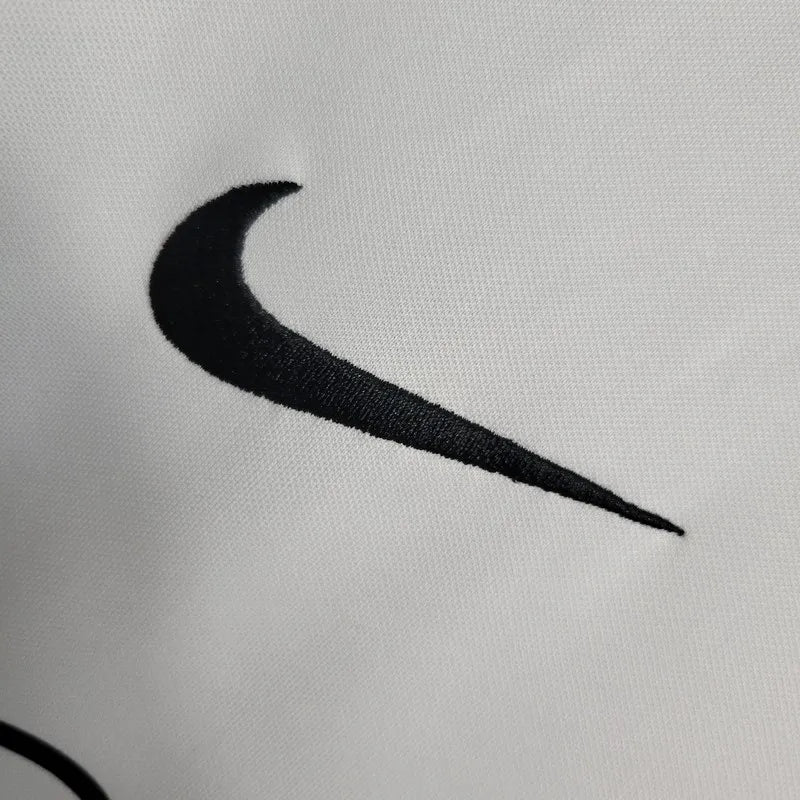 Camisa Eintracht Frankfurt 23/24 Edição Especial